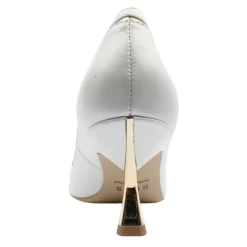 8213 082 Shoe - White