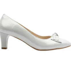 7705 024 Shoe - White Silver
