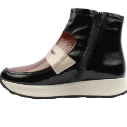 10203 Boot - Black Multi