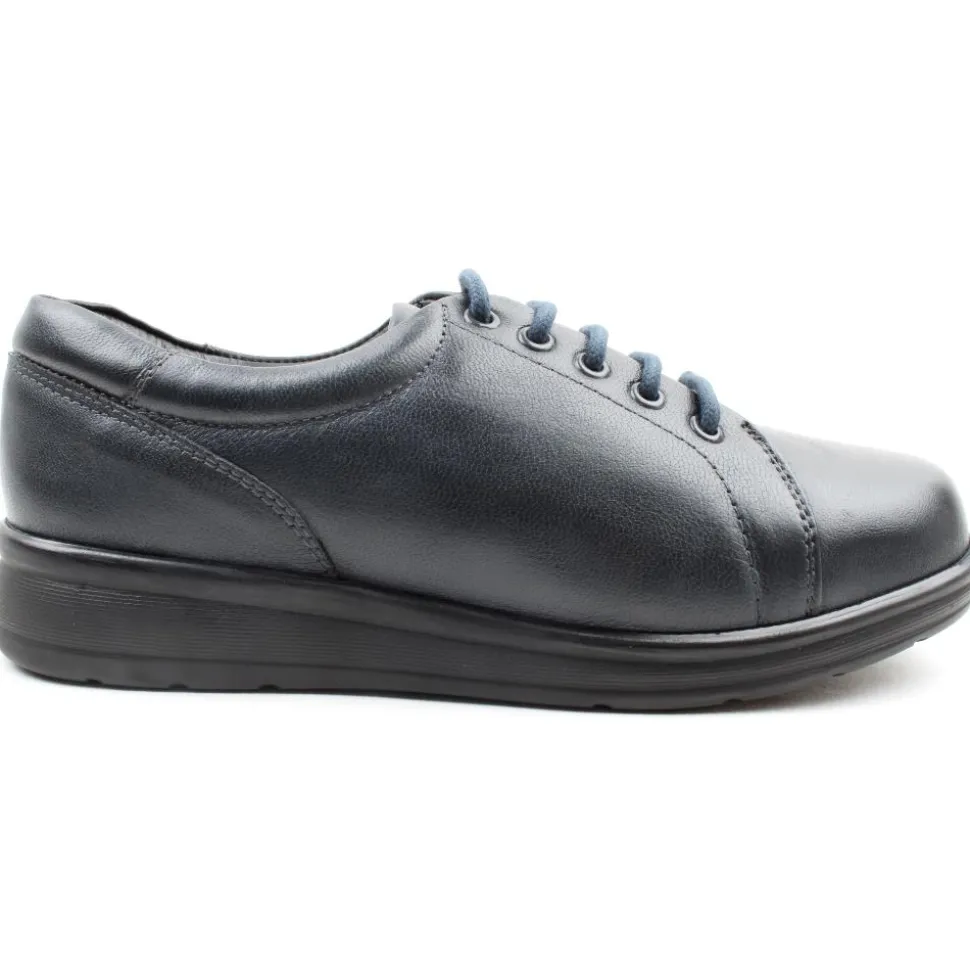 78945 Bracken 2V Laced Shoe - Navy