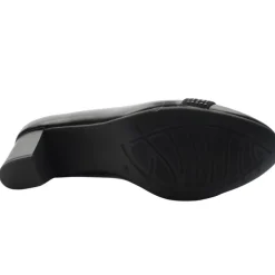 22464 Court Shoe - Black