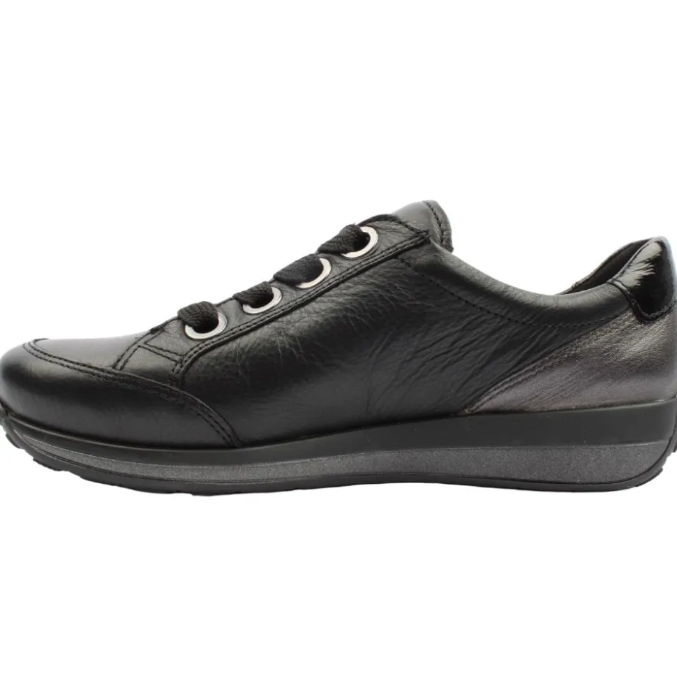 44587 Laced Shoe - Black