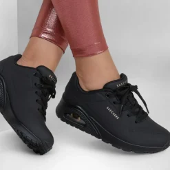 73690 Laced Shoe - Black Black