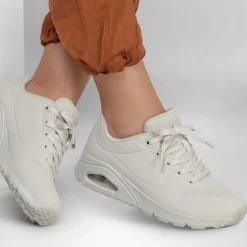 73690 Laced Shoe - Ice White