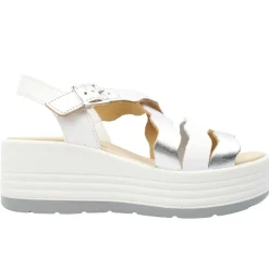7667111 Sandal - White Silver