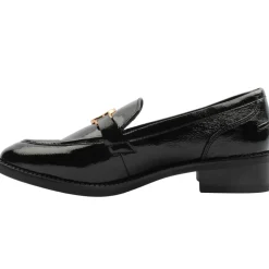 24303 Shoe - Black Patent