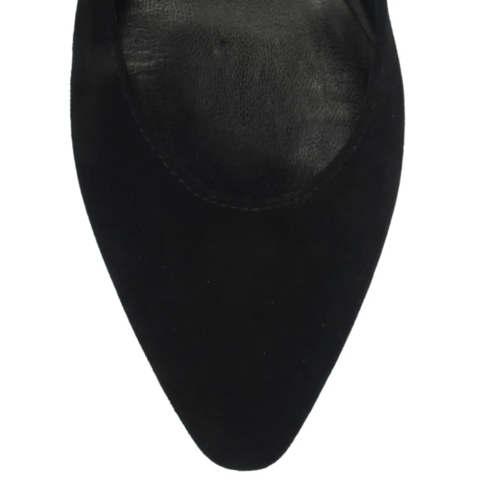 01363 Shoe - Black Suede