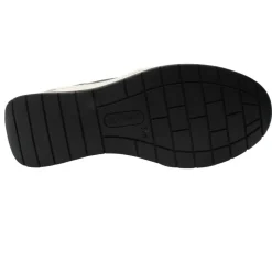 23300 Shoe - Black/White