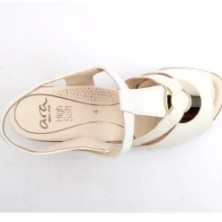 35730 Strap Sandal - Cream