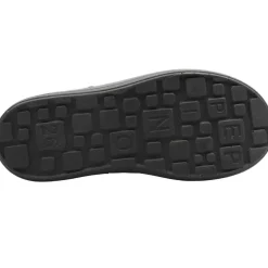 2600202 T Bar Shoe - Wine