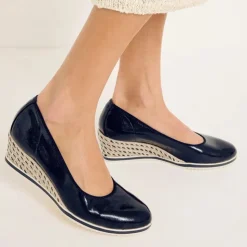 22305 Wedge Shoe - Navy