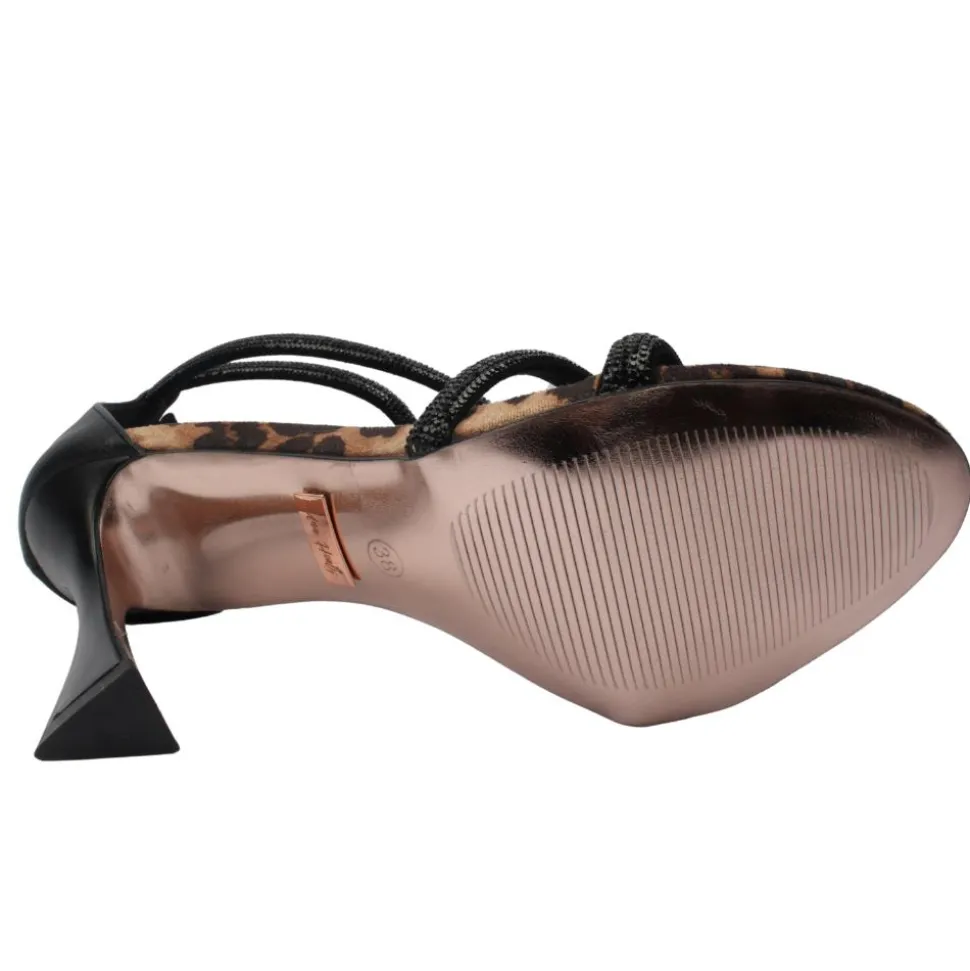 Boogie Chillin Sandal - Leopard