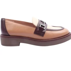 Ch1243614 Shoe - Taupe