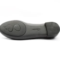 Couture Bloom Pomp Shoe - Black