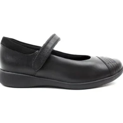 Etch Beam K Strap Shoe - Black E