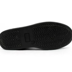 Karl Slipper - Black