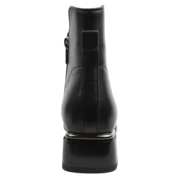 Q068 Low Heel Boot - Black