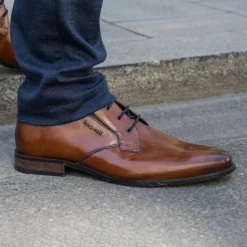 Afy02 Laced Shoe - Tan