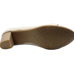 22467 Court Shoe - Beige