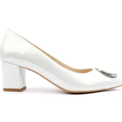 7902 979 Court Shoe - White Silver