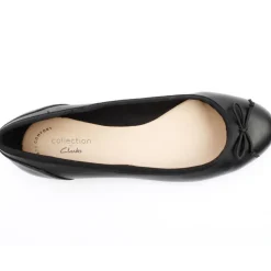 Couture Bloom Pomp Shoe - Black