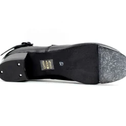 Innisfree Jig Flex 55Shoe - Black