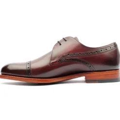 Laced Shoe Wye - Burgundy