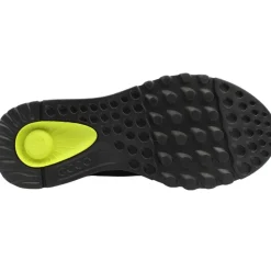 835333 Laced Waterproof - Black