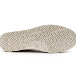 1126142 Main White Shoe - Rust