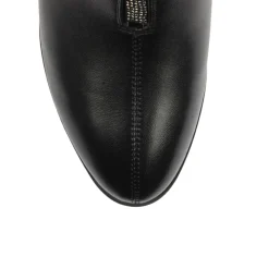 Q068 Low Heel Boot - Black