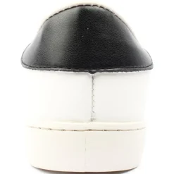 1126142 Shoe - Black