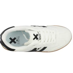 143645 Shoe - White Black